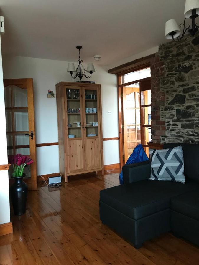 Lovely Apartment Overlooking The Harbour And Bay Ardglass Exteriör bild
